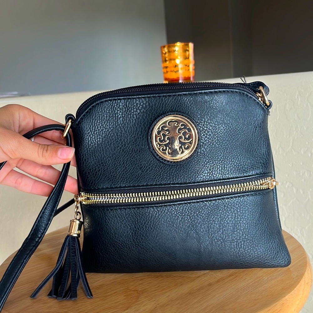 Black purse, small side bag(cute for going out during the day)